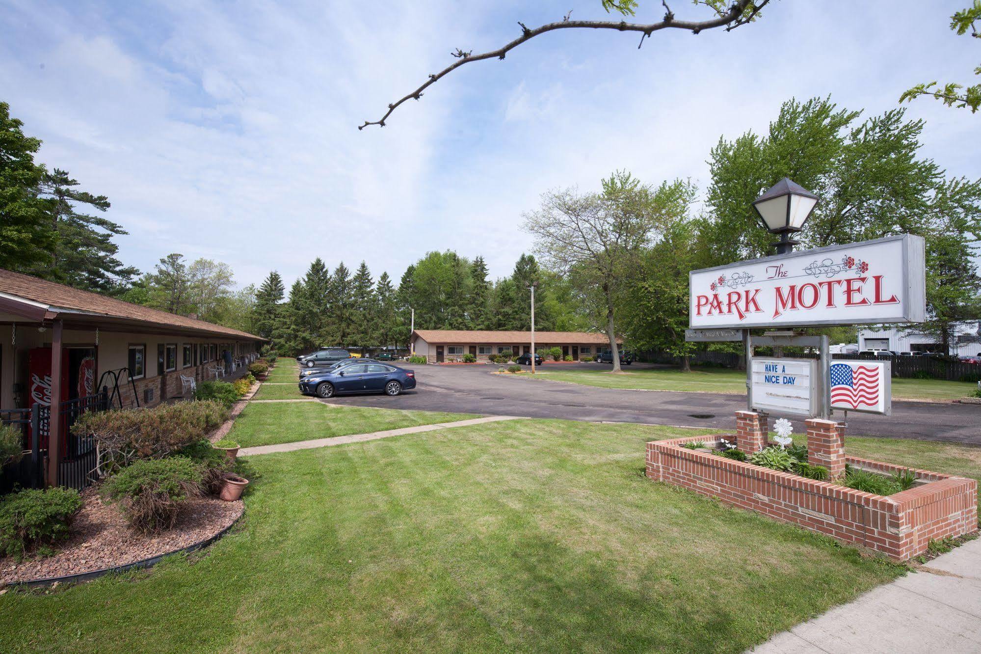 Park Motel Marshfield Экстерьер фото